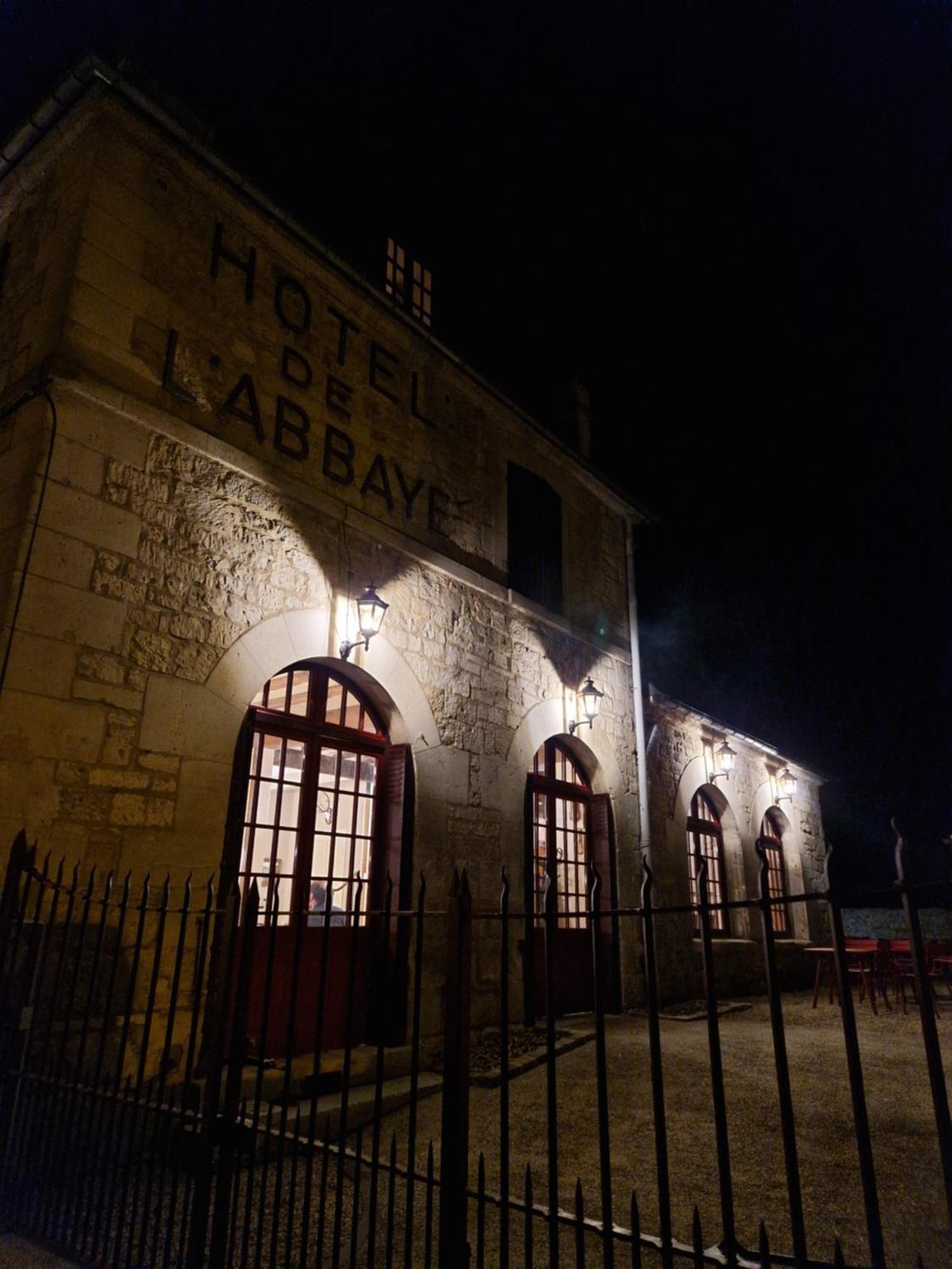 Hotel De L'Abbaye De Longpont Bagian luar foto