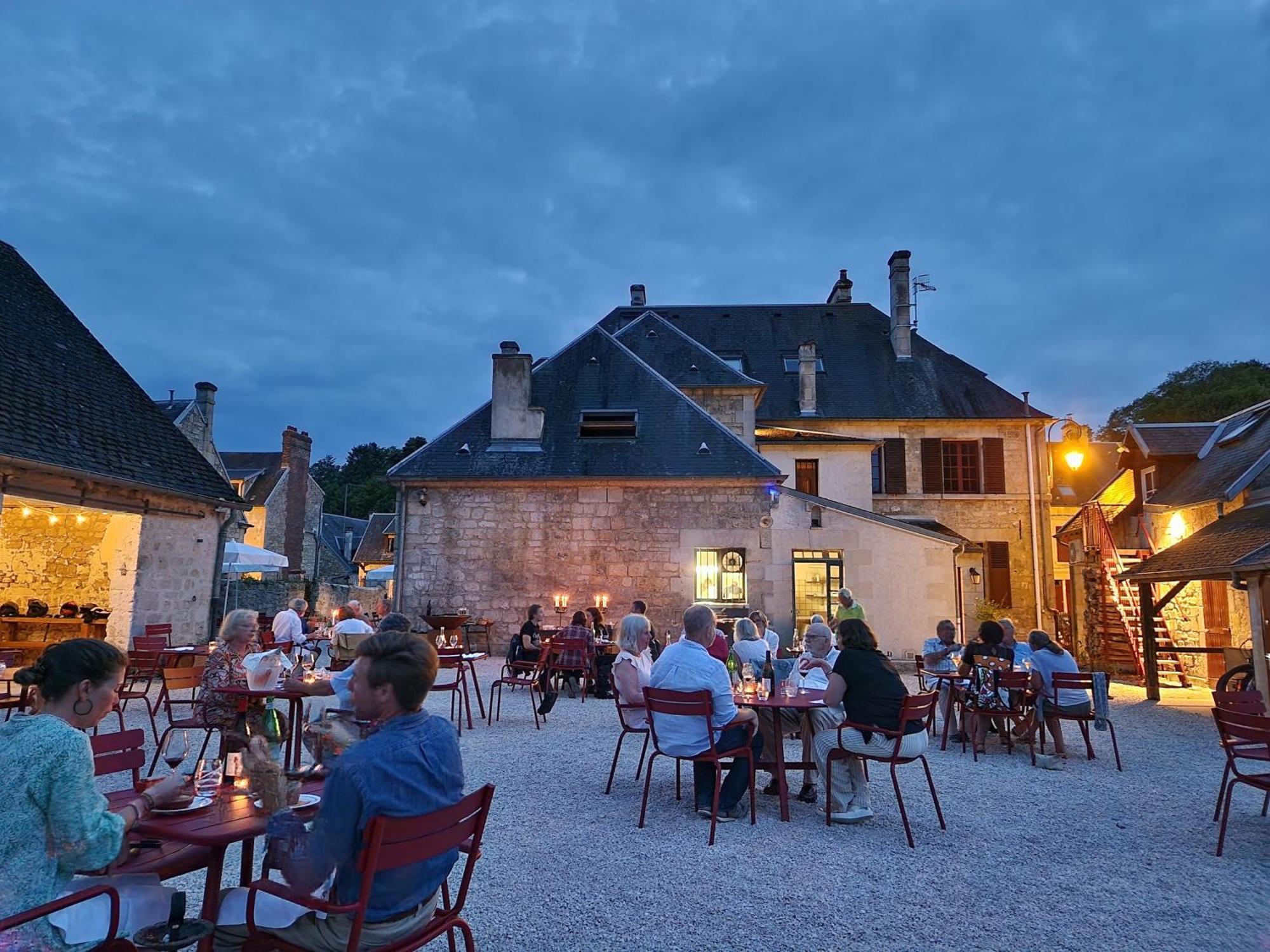 Hotel De L'Abbaye De Longpont Bagian luar foto